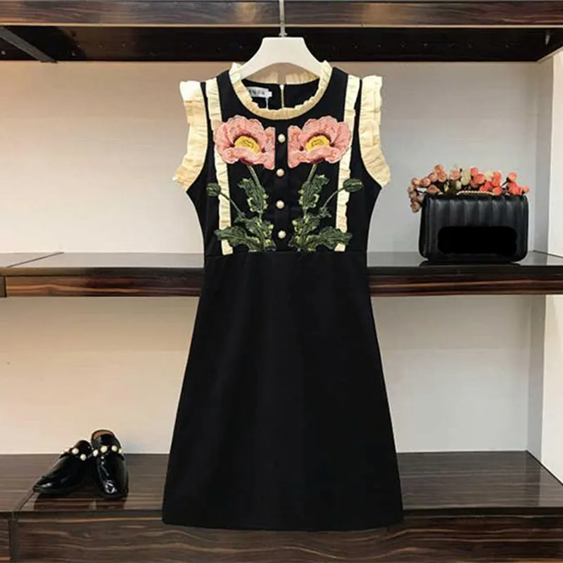2018-New-Summer-Women-Embroidery-Flower-Sleeveless-A-Line-Dress-Female-Dresses-A044_