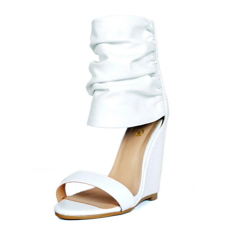 ladies white sandals size 4