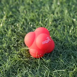 Крошечные шары для тренировок форма корабль нам красного цвета удобные отражение обучение эластичные мяч человека реакции тренажеры