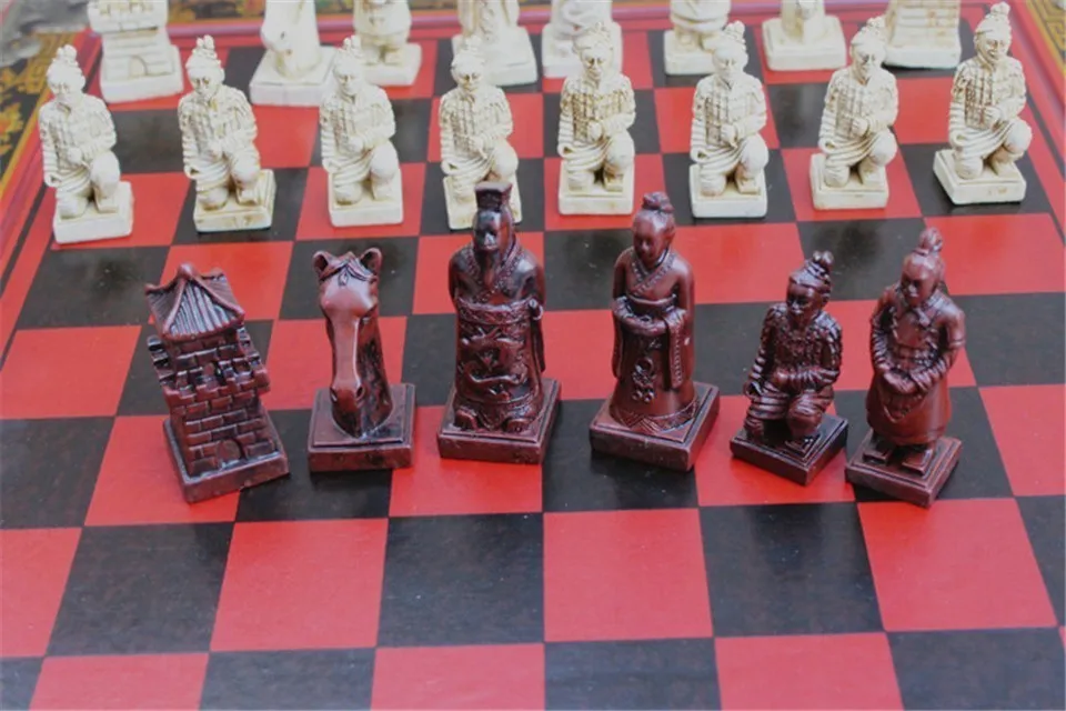 Hot Antique Chess Medium Desktop Stereo Chess Soldiers Resin Chess Pieces Wooden Board High Quality Gift Easytoday