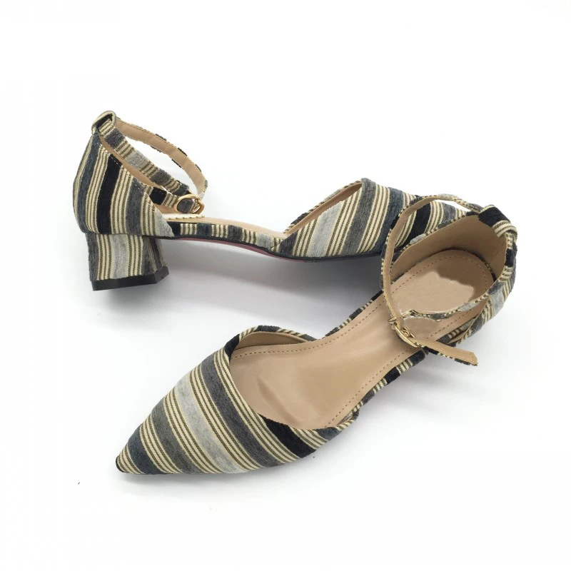 BEYARNE/Новейшая женская обувь; модные женские туфли-лодочки; полосатая обувь на квадратном каблуке с пряжкой и ремешком; Летняя женская обувь для работы; большие размеры