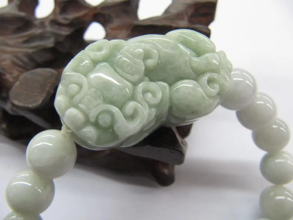 

CHARM Chinese Natural A Grade Jade 10mm Beads with Pixiu Bracelet 10.16