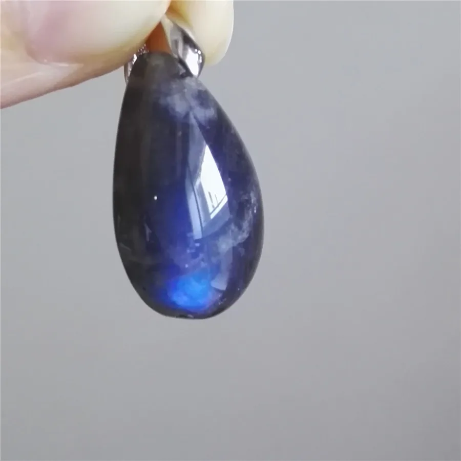 

Strong Blue Light Genuine Natural Labradorite Pendant Woman Female Necklace Crystal Water Drop Bead Fashion Pendant 23x15x8mm