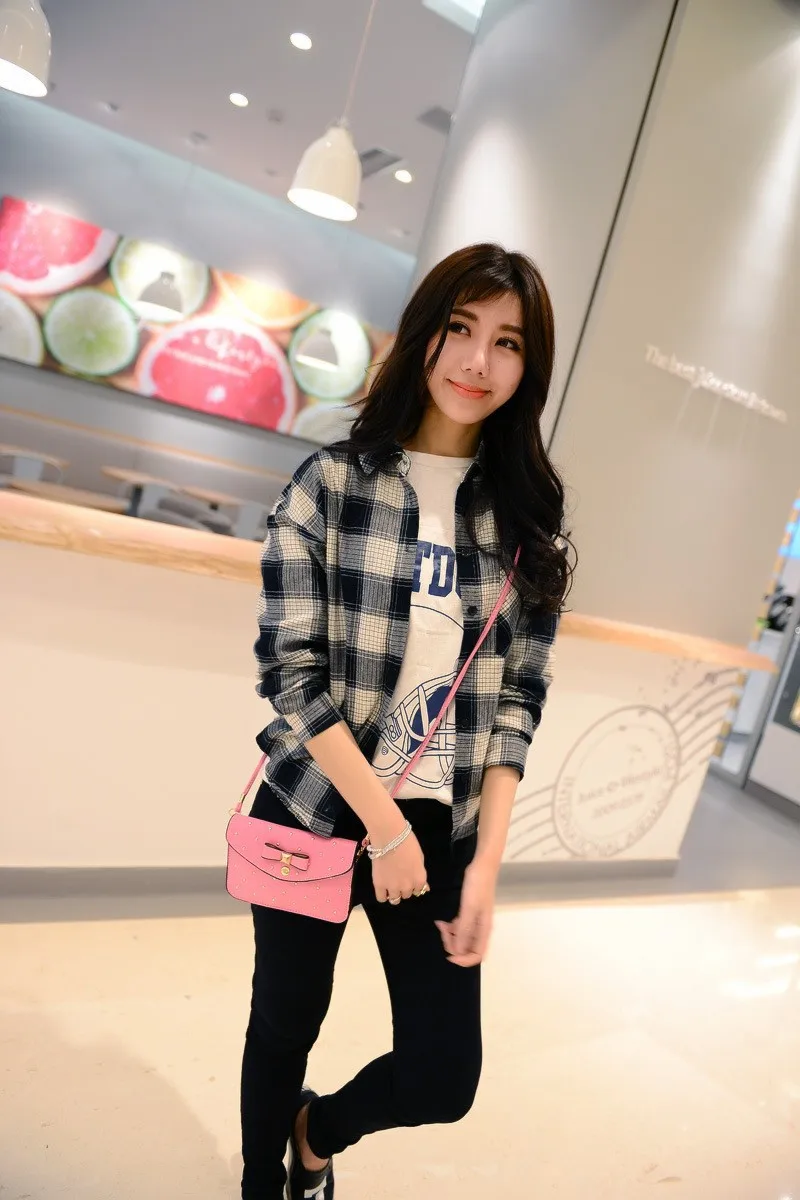 1 (19)