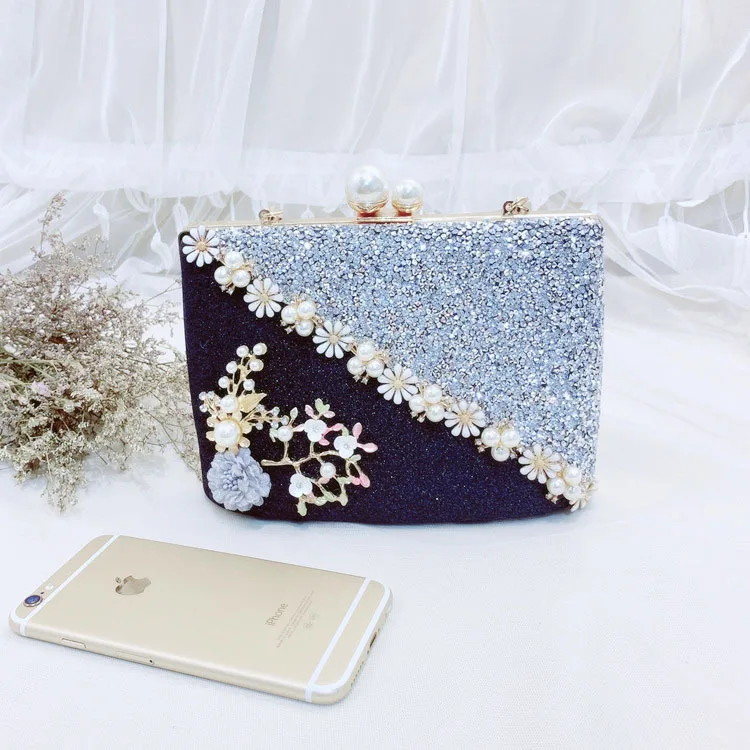 Новые блестящие сумочки, женские вечерние сумочки в стиле пэчворк с жемчугом, женские роскошные свадебные сумочки с металлическим цветком, черный клатч, MN1383