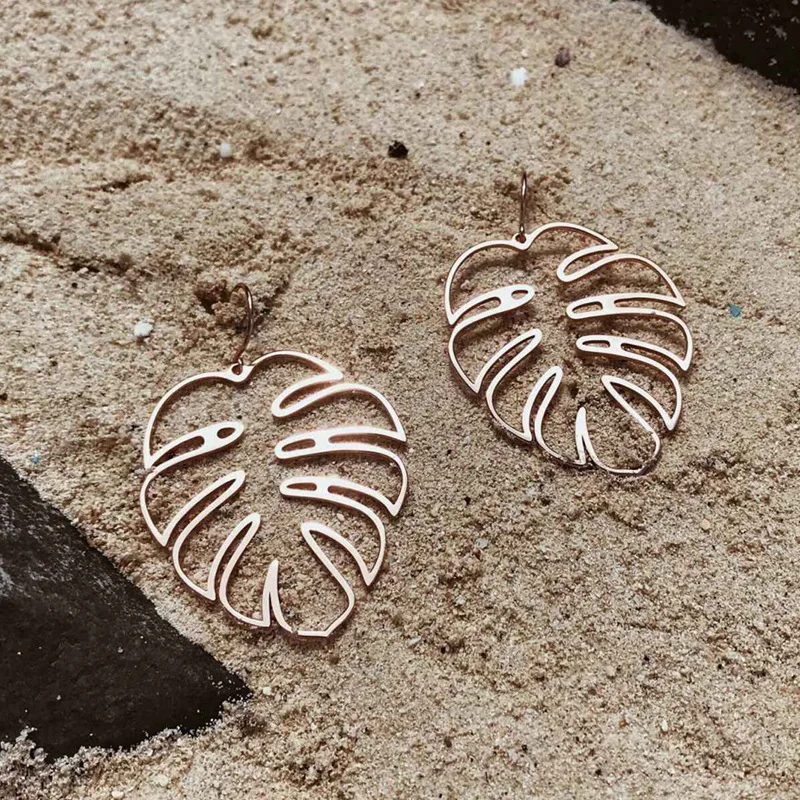 9153893547_985230302