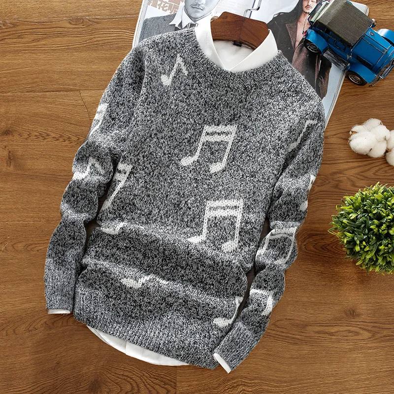 In the fall and winter of men's fashion knitwear fashion notes round neck sweaters