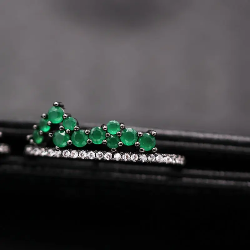 stud Earrings7