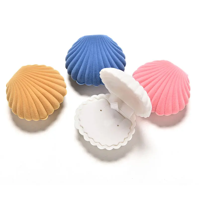 

1PCS 4 Colors Storage Box For Necklace Ring Earring Cute Christmas Gift Shell Velvet Earring Jewelry