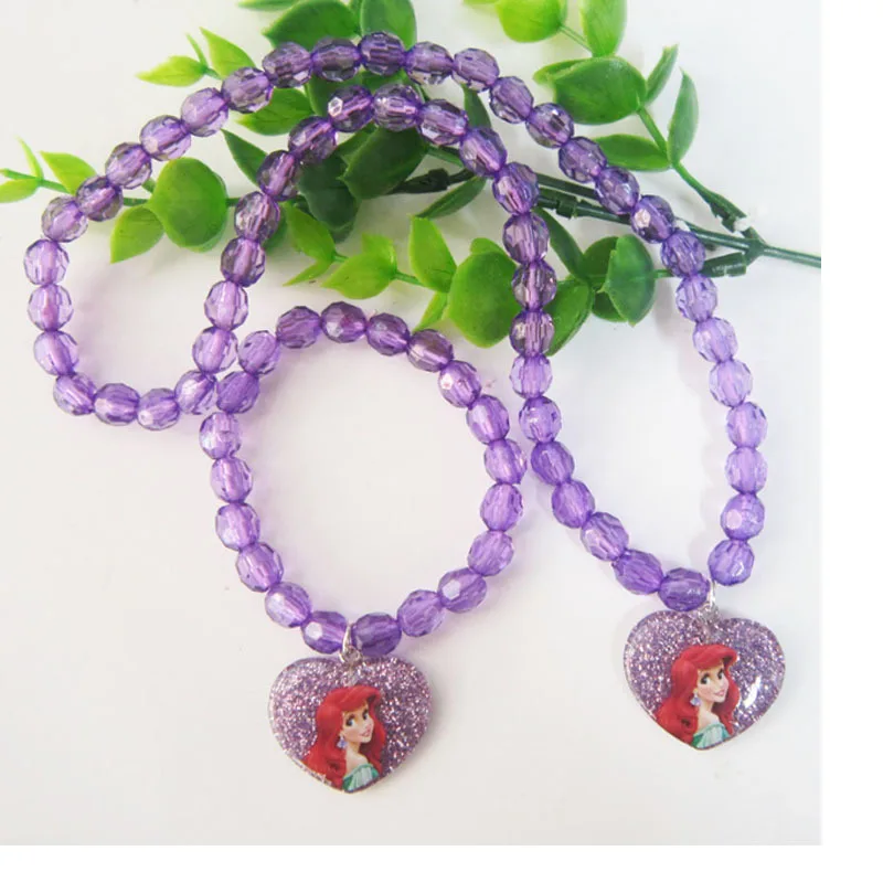 8943102719_1937950995