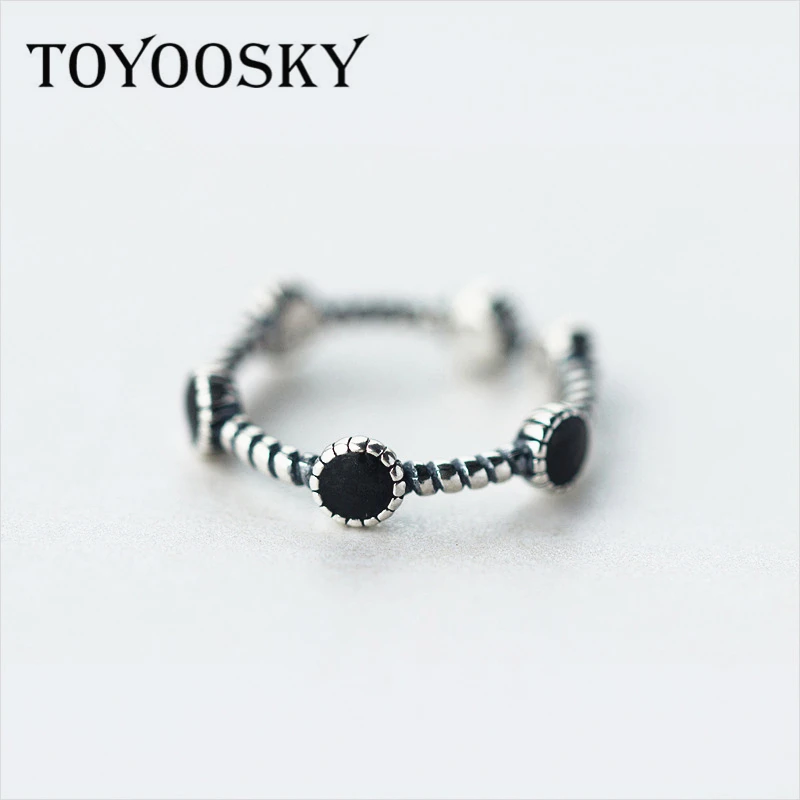 

TOYOOSKY Fashion Silver Black Open Round Adjustable Rings for Women Party Simple Geometric Circle Finger Ring