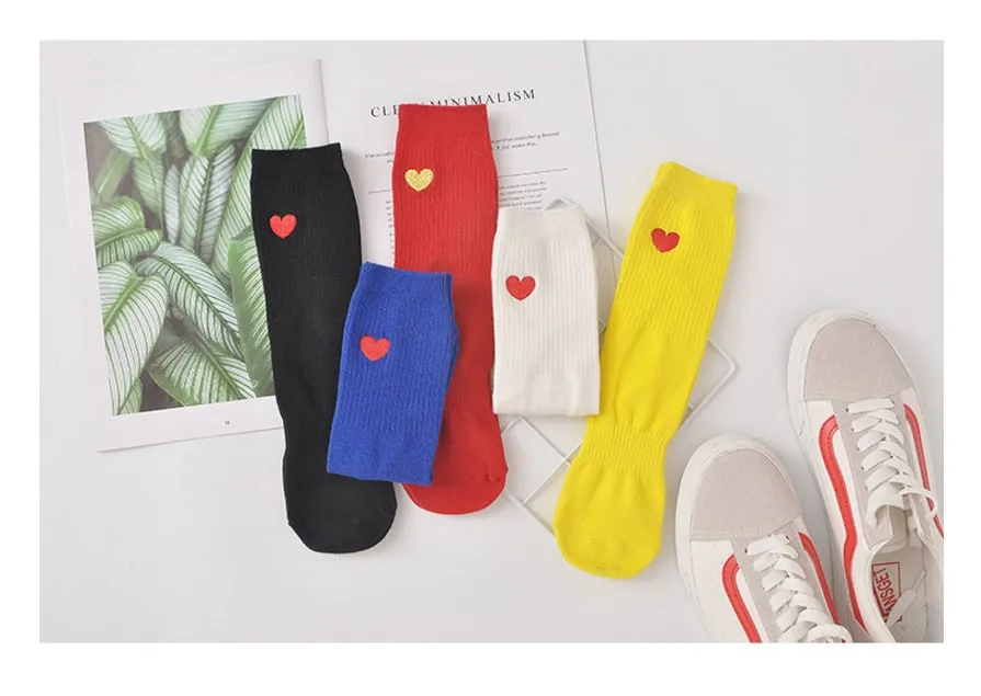 YAXIAN тапки 3D сердце носки в сетку длинные уличная Новинка 2018 года зима для женщин осень дропшиппинг harajuku Корейский милые модные