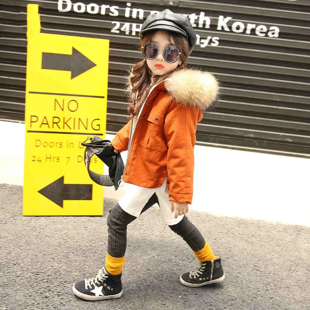 

Girl's autumn/winter coat 2017 new south Korean version of winter wear long sleeve short coat with thick wool collar
