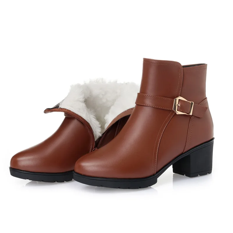 

2018 New Fashion Winter Buckle Warm Plush and Wool Real Leather Boots Snow Boots Women Boots Thick Heel Plus Size Ankle Boots
