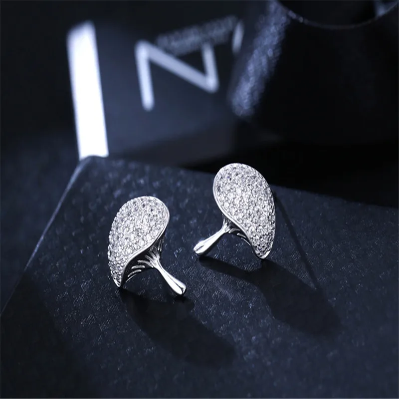 

925 sterling silver Stud earrings Temperament of mushrooms Set auger allergy Ladies fashion jewelry wholesale