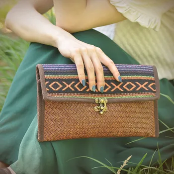 

Embroidery Shoulder Designer Evening Day Clutch Envelope Bag Women Messenger Bag Ladies Buckle Straw Summer 2018 Cross Body Bag