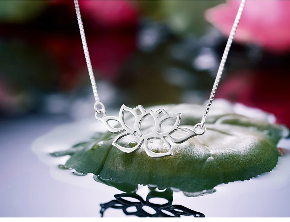 LFJF0022-Hollow-Out-Lotus-Necklace_06