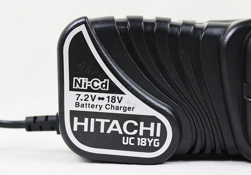 Японское зарядное устройство HitachiBattery UC18YG 7,2 V/9,6 V/12 V/14,4 V никель-кадмиевый BCC1215 для зарядки дрели DS12DVF3