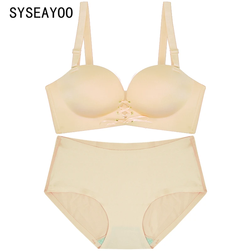 The girl under the thin thick seamless steel ring free sexy bra set half cup bra straps together