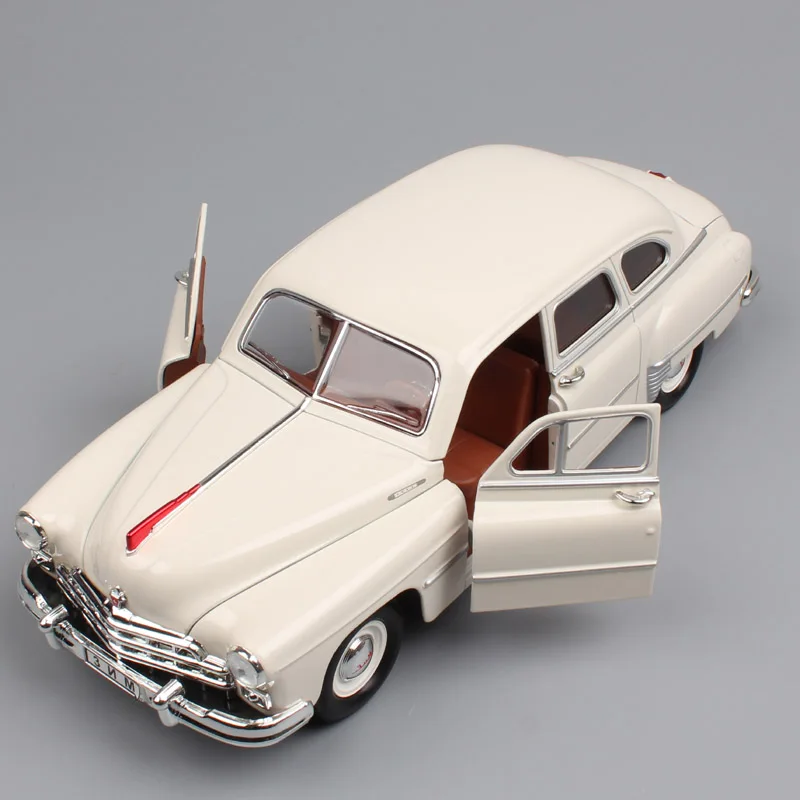 1/24 Scale luxury Russia Soviet USSR vintage old Gorky GAZ-12 ZIM GAZ 12 limousine Volga diecast& vehicles model cars toys kids