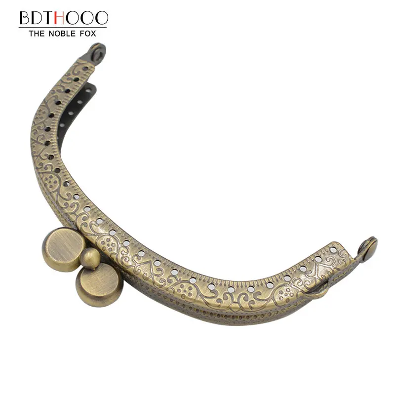 

9.5cm Metal Purse Frame Handle for Clutch Bag Handbag Accessories Making Kiss Clasp Lock Antique Bronze Tone Bags Hardware