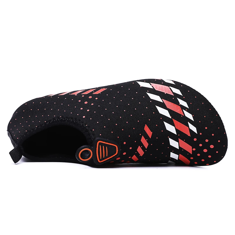 Summer Water Shoes Breathable Aqua Beach Shoes for Men Women zapatos Creek Snorkeling Shoe Neoprene Non-Slip Lightweight Sneaker