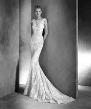 2016 Bodice with bateau neckline and plunging V-back with scalloped edge and decorated with guipure. ILARI plunging v neckline zip back dress