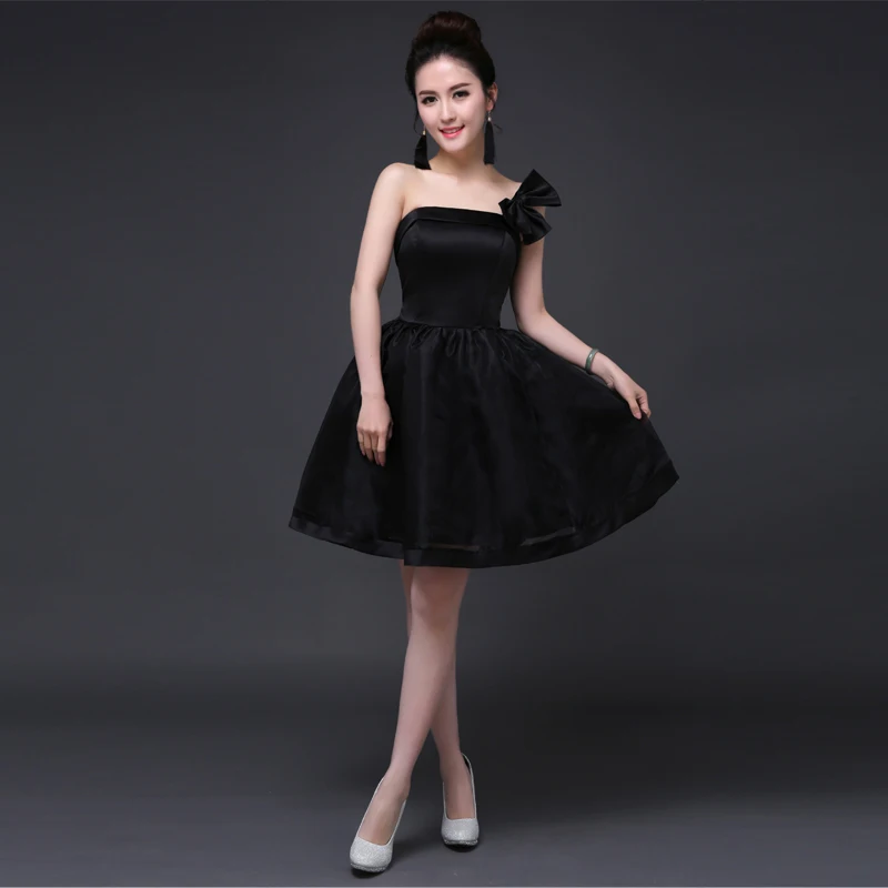 Fashion beautiful Short black skirt Shoulder dress will host a dinner banquet in costume new