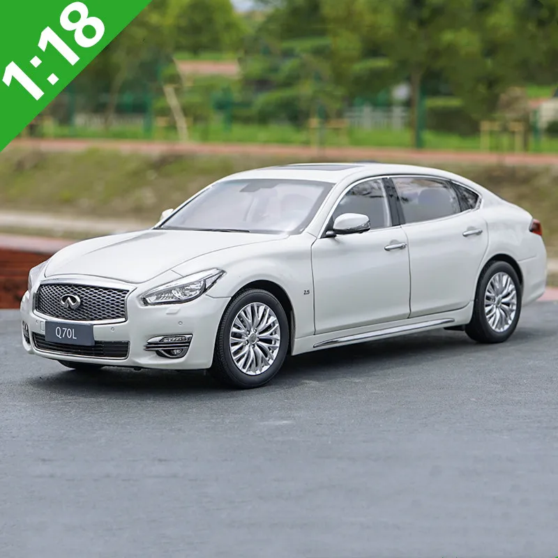 Изысканный подарок 1:18 Infiniti Q70L 2017 сплав модель автомобиля высокая имитация литого