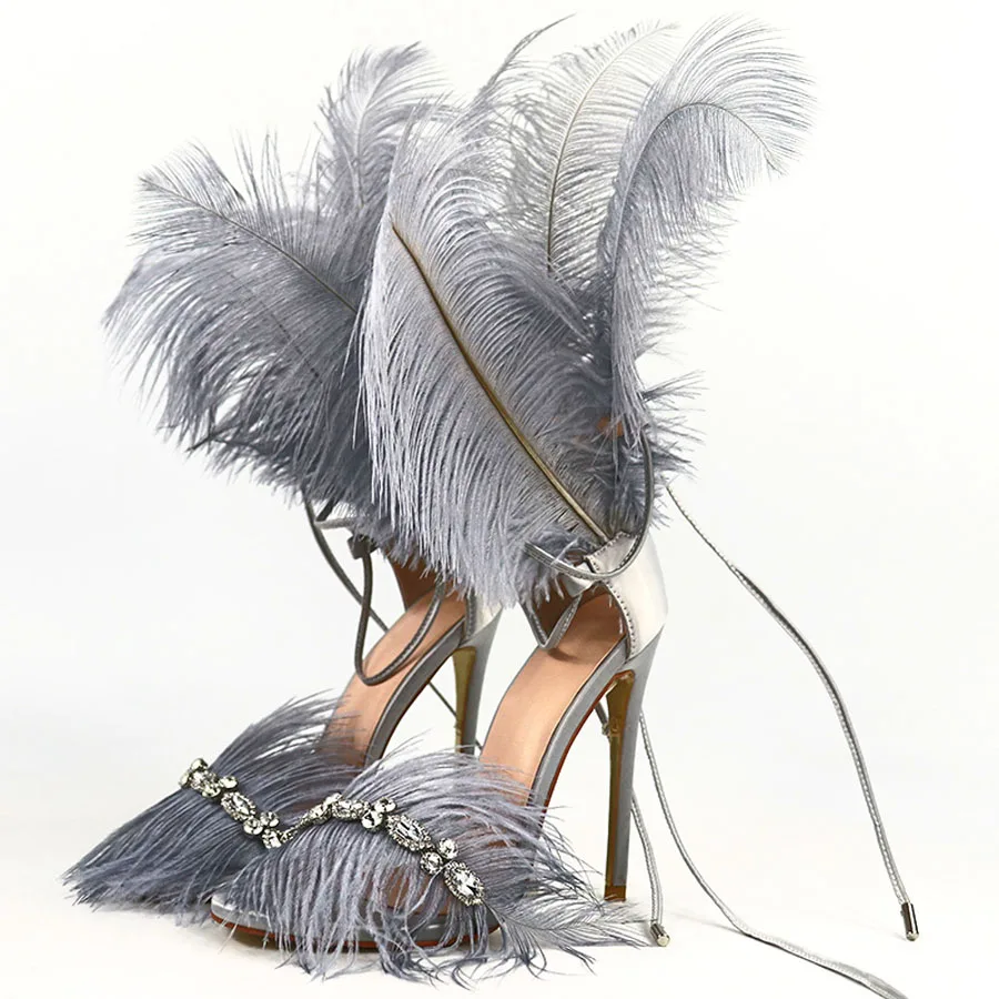 Prova Perfetto роскошные стразы на цепочке босоножки на высоком каблуке женские летние новые Перьевые Украшения с перекрестной шнуровкой босоножки Обувь для вечеринки