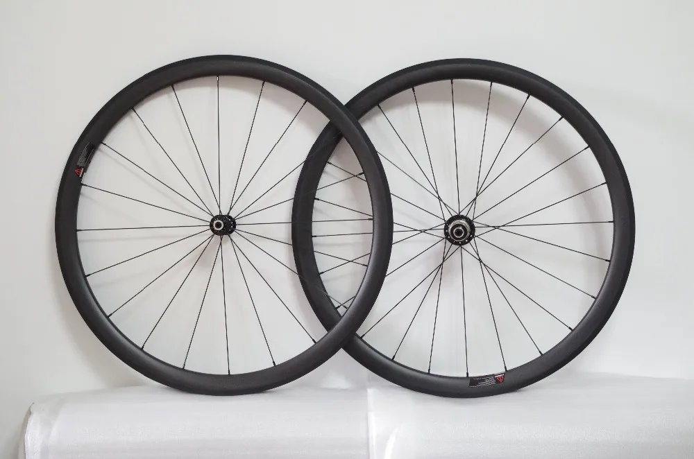

DEERACE 1415G SUPER LIGHT 24/28H 38mm 700c Carbon Clincher Road Bike Wheels 25mm Wide U Shaped NOVATEC/POWERWAY hubs