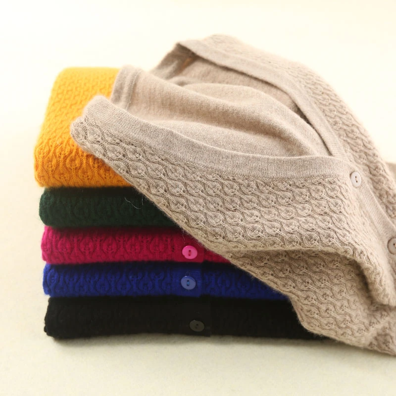 

Pure cashmere Cable Knit Sweater Women 2019 New Winter V-neck Red Female Cardigan Thick Warm Fashion Sweater Feminine Coat