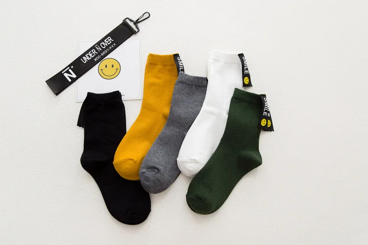A pack of 1 pairs spring summer New Multicolor Smiley women socks Sweet Warm-tone Smiling face tube female Soild | Женская одежда