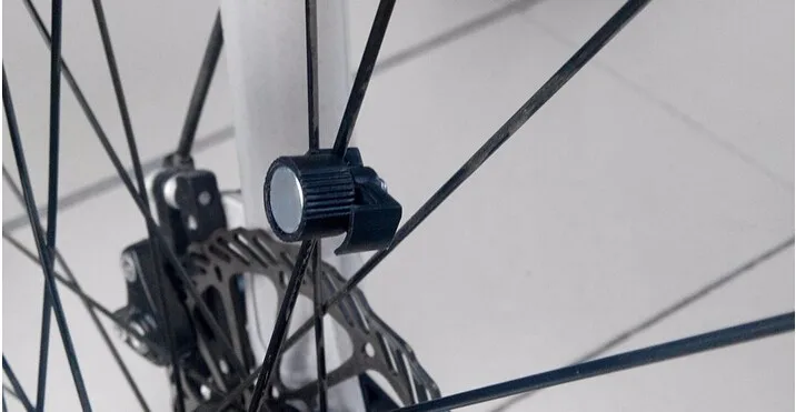 Водонепроницаемый Велоспорт компьютер Многофункциональный сенсорная кнопка ЖК-дисплей Подсветка велокомпьютер Беспроводной