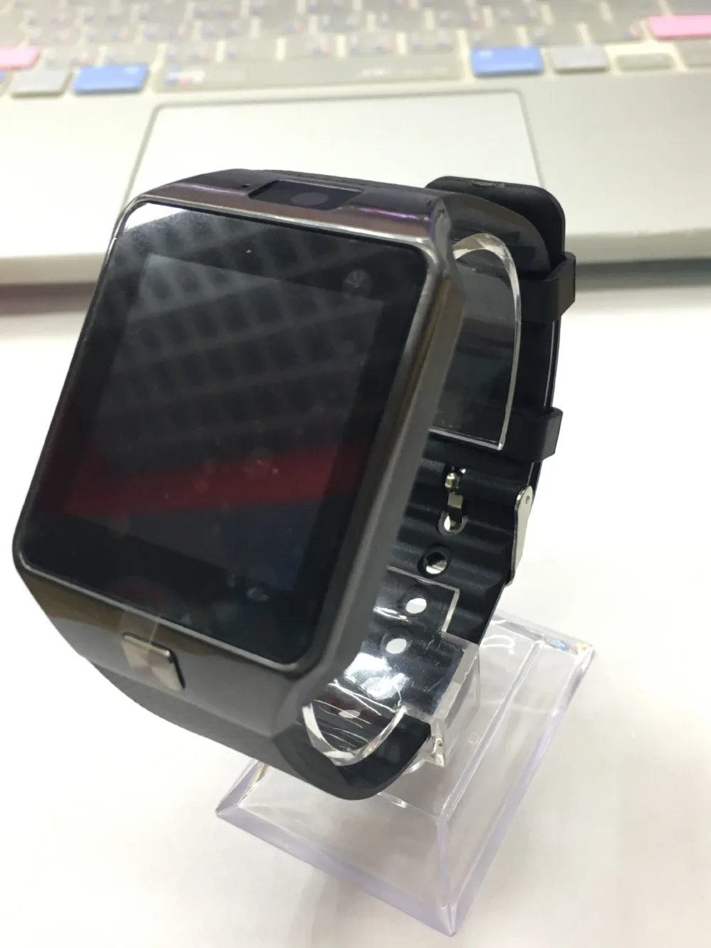 3626969480_1102526235