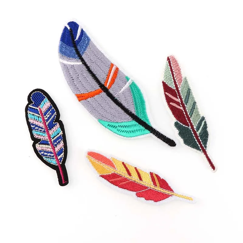 

1Pc Embroidery Patches Clothing Mulity Colorful Feather Iron On Patches Punk Motif Applique DIY Clothes Accessory Stickers