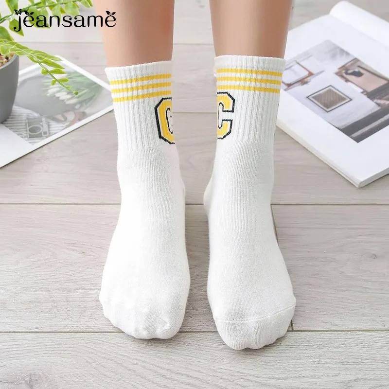 Comfortable Cotton Socks Stylish Casual Breathable Short Blend elastic Warm Wear Resistant lady thermal  invierno mujer cute