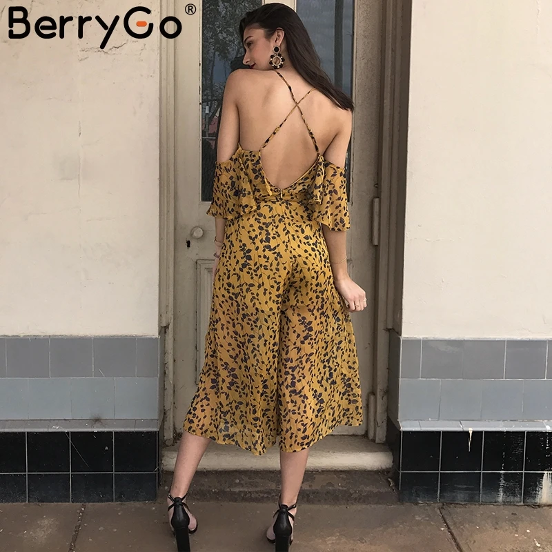 Женский шифоновый комбинезон BerryGo с рюшами и открытой спинкой принтом на плечах