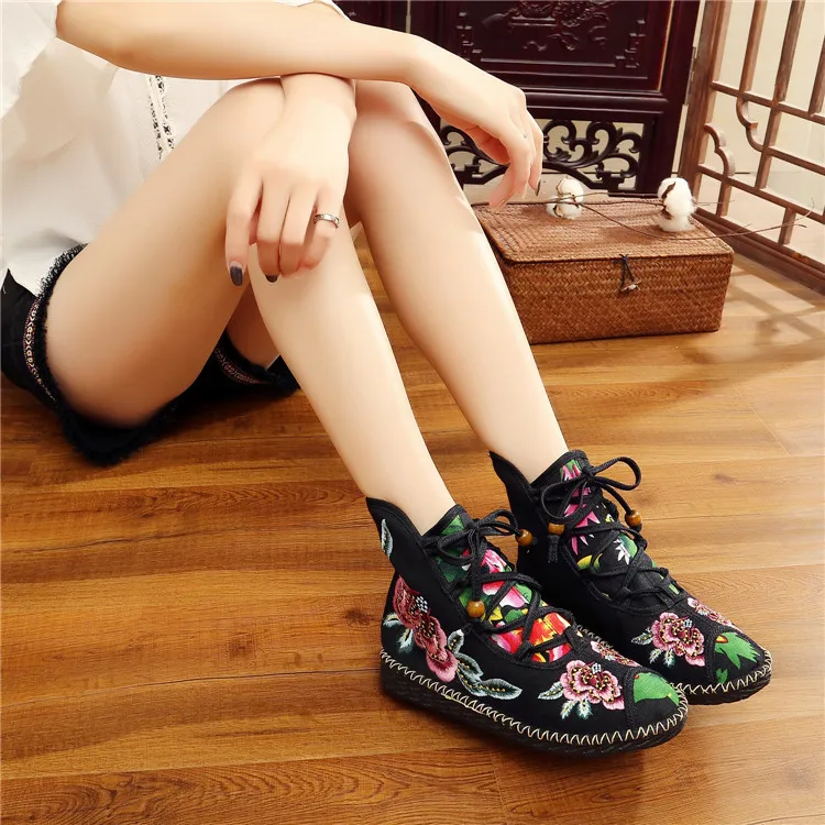 Новые женские ботинки в китайском стиле; сезон осень-зима; обувь с цветочной вышивкой; этническое кружевное платье; женские зимние ботинки; Botas Mujer