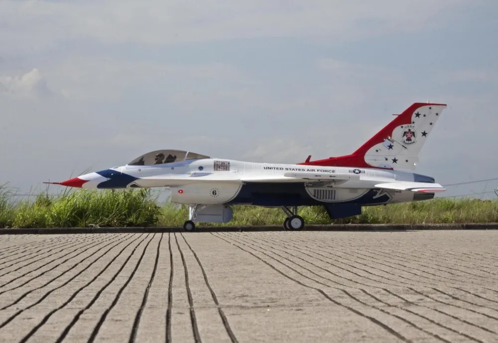 RC самолет свободного хода F16 90 мм F-16 Thuderbird цвет 90 мм edf jet PNP