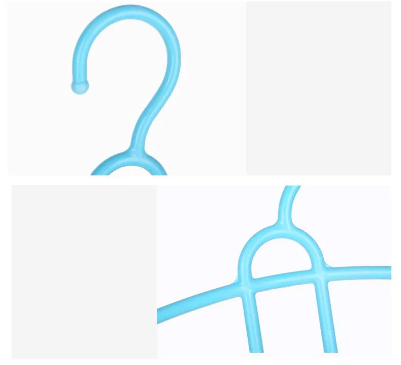 4418856010_985689983