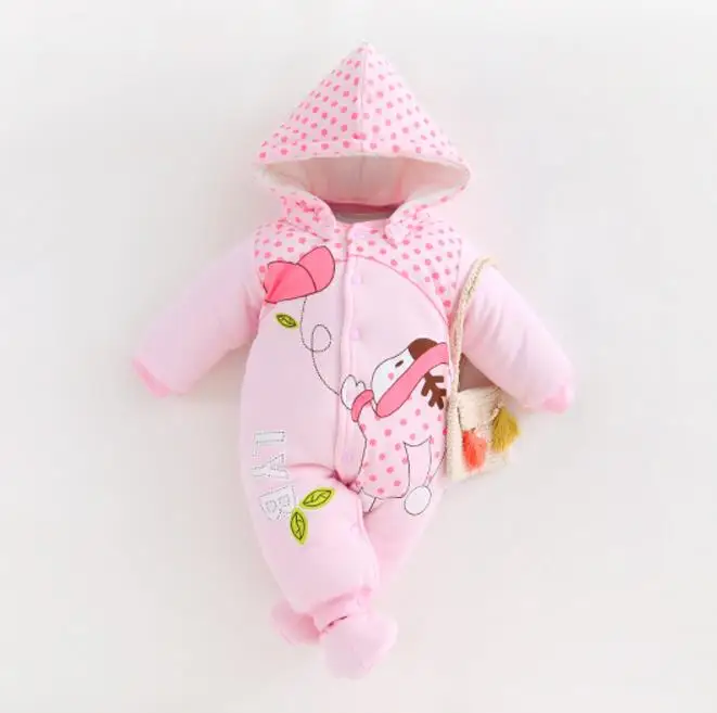 

Autumn winter baby's wrap foot, take a hat, thicken the body suit, lovely cartoon little girl pattern