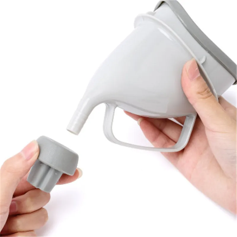 

1pc Portable Travel Urinal Car Handle Urine Bottle Urinal Funnel Tube Outdoor Camp Urination Device Stand Up & Pee Toilet