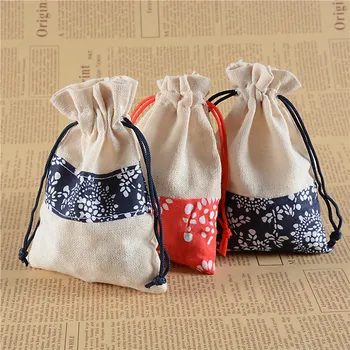 

Ferimo 50pcs 9*13cm ethnic blue and white porcelain cotton hemp cloth bag jewelry gift bundle storage bag wholesale