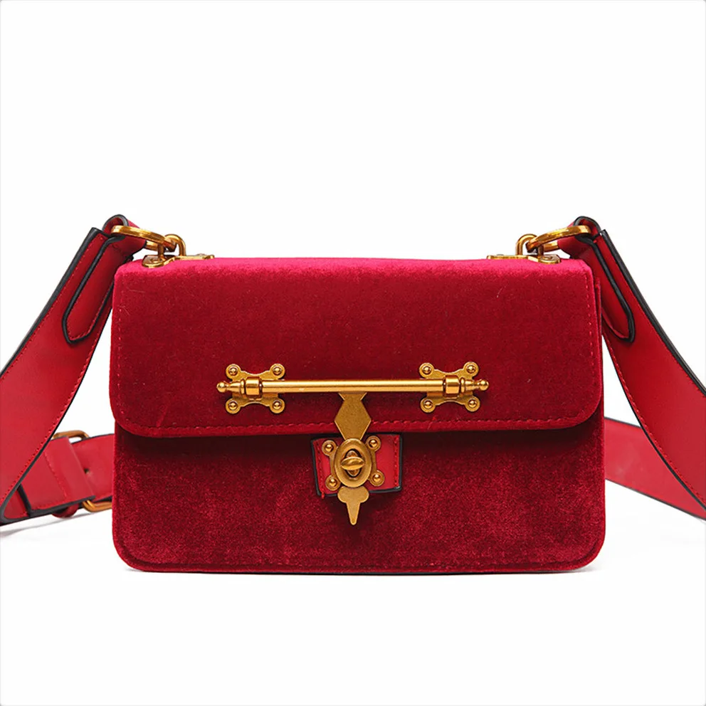 

Bag female New mini square package Korean fashion buckle velvet bag Simple shoulder bag