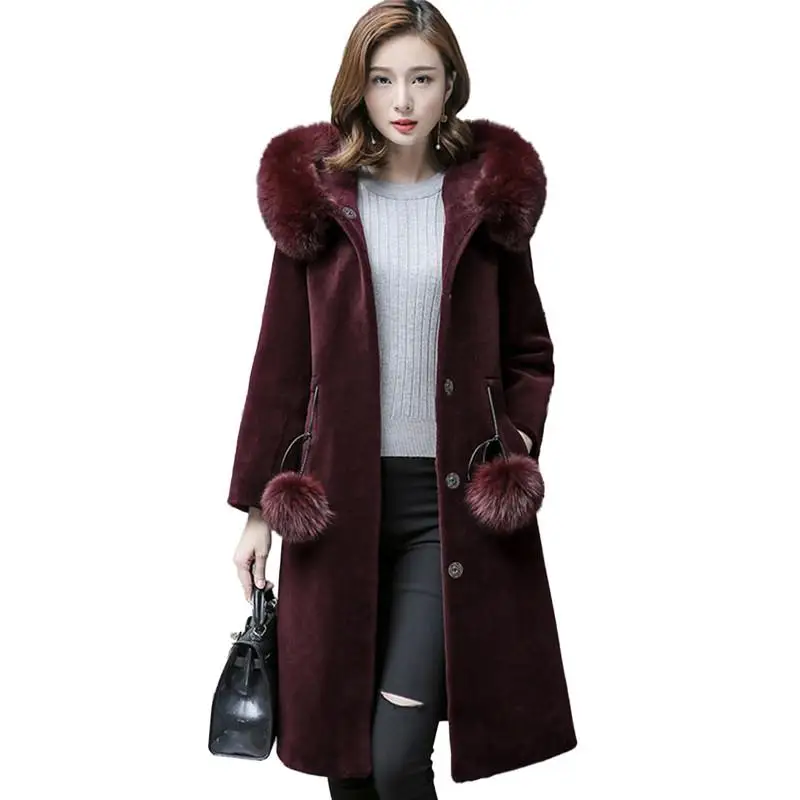 Женская зимняя верхняя одежда из настоящего овечьего меха с натуральным лисьим мехом с капюшоном, длинное пальто с шариками, Женское пальто из настоящей шерсти V325 - Цвет: wine red