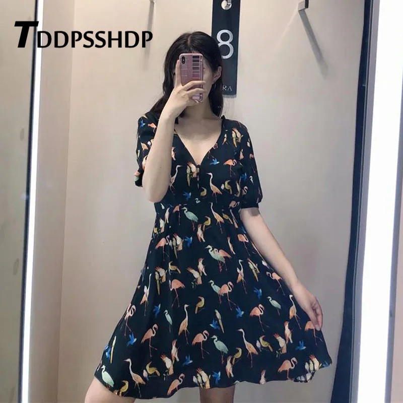 

Colorful Ostrich and Parrot Printing Women Jumpsuit 2019 Trendy Short Sleeve V Neck Female Playsuit