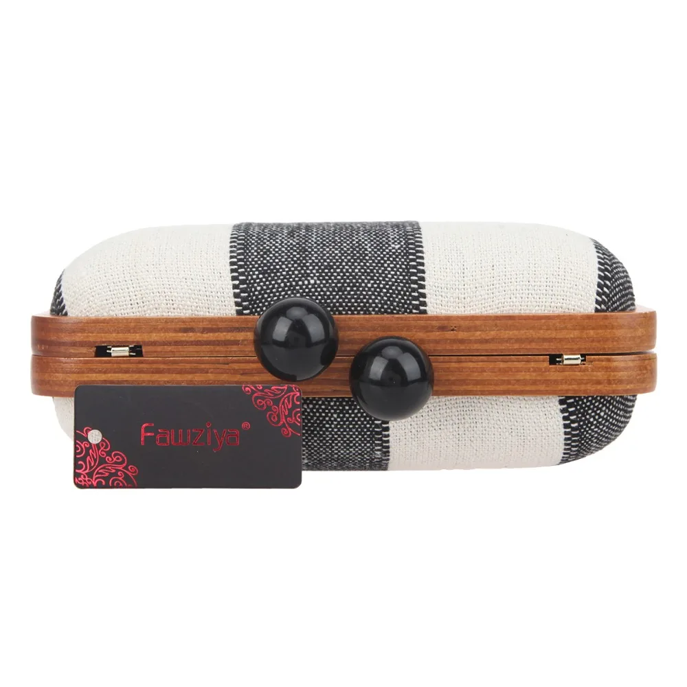 E1854-Fawziya-Owl clutch-White (4)