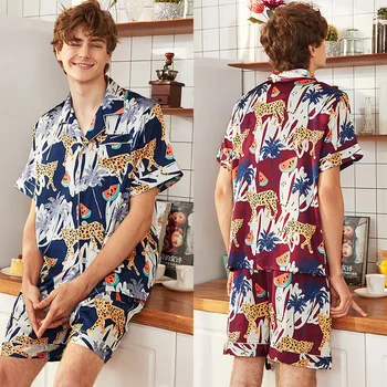 

Summer Mens Animal Silk Pajama Set Pajamas Short Sleeve+Shorts Men Sleepwear Fashion Style Silk Nightgown Home Male Satin Soft