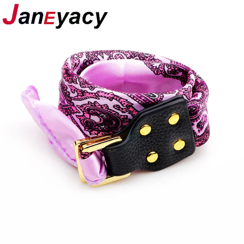 

Fashion Bracelet Spring Summer Autumn And Winter Season Multi-functional Scarf Buckle Bracelet Ladies Bag Handle Neck Bracelet